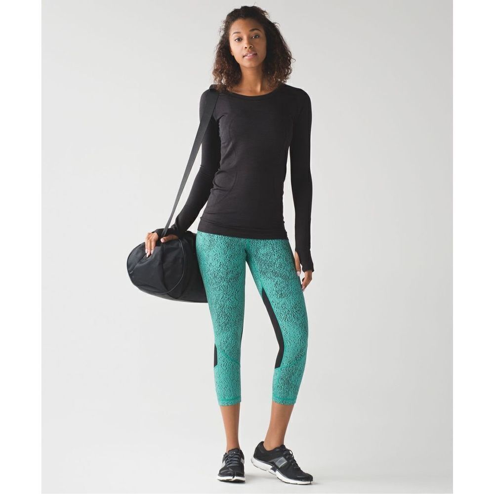 lululemon athletica Turquoise and Black Leggings